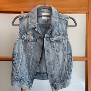 Never Worn Aritzia Jean Vest